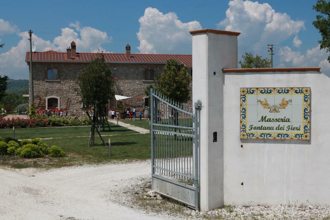 Masseria Fontana Dei Fieri ピエトレルチーナ エクステリア 写真